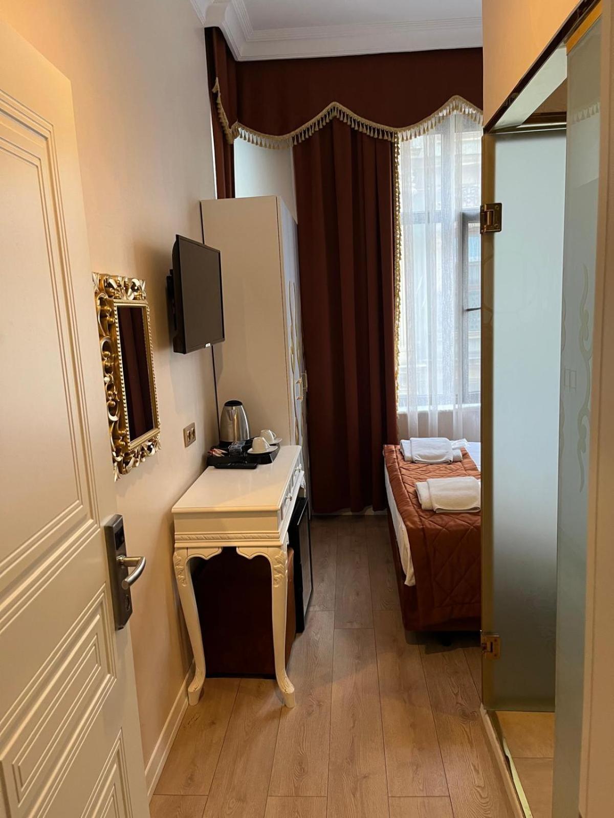 Boss To Hotel Taksim * Istambul