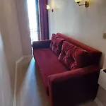 Boss To Hotel Taksim