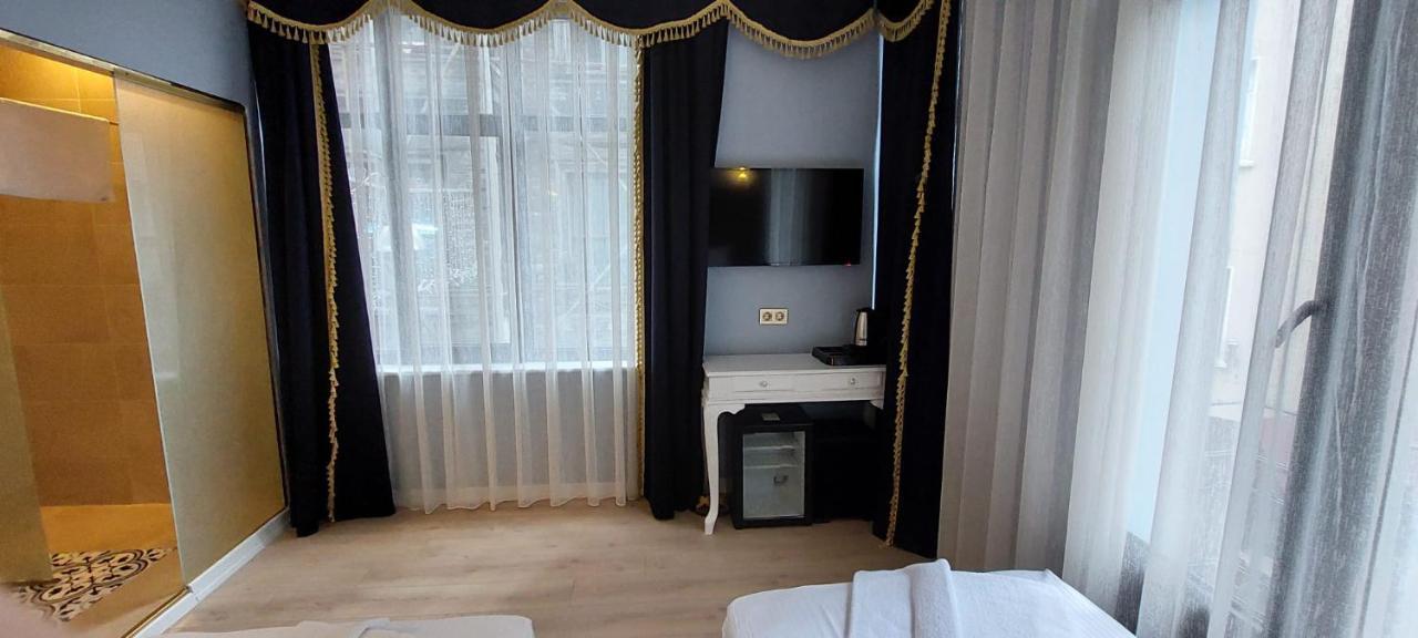 Hotel Boss To Taksim *